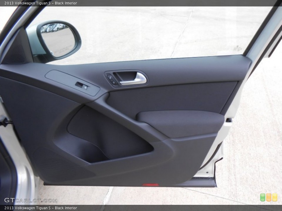 Black Interior Door Panel for the 2013 Volkswagen Tiguan S #74803143