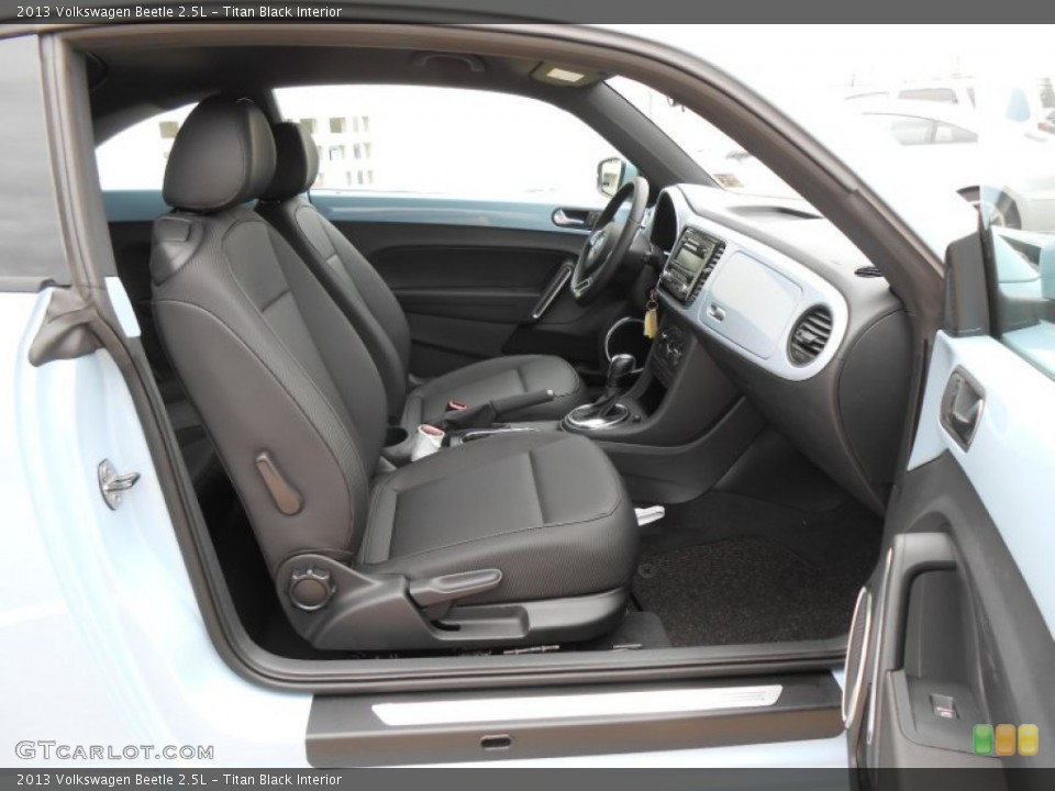 Titan Black Interior Photo for the 2013 Volkswagen Beetle 2.5L #74806466