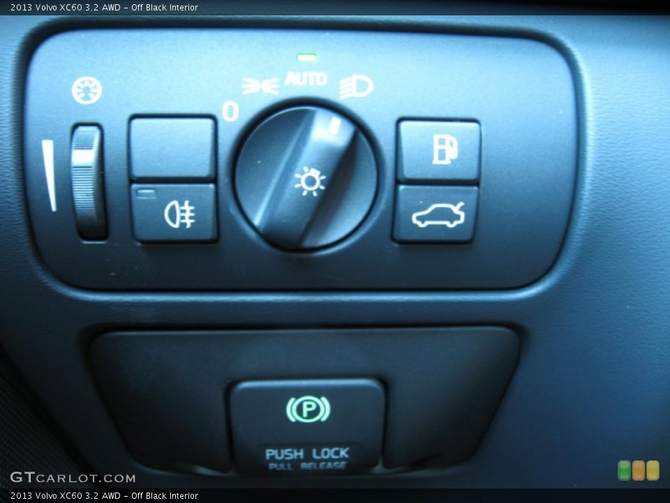 Off Black Interior Controls for the 2013 Volvo XC60 3.2 AWD #74818153