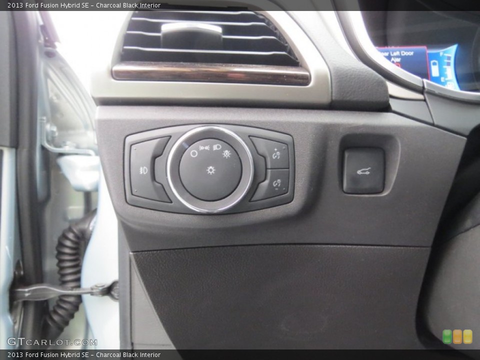 Charcoal Black Interior Controls for the 2013 Ford Fusion Hybrid SE #74839118