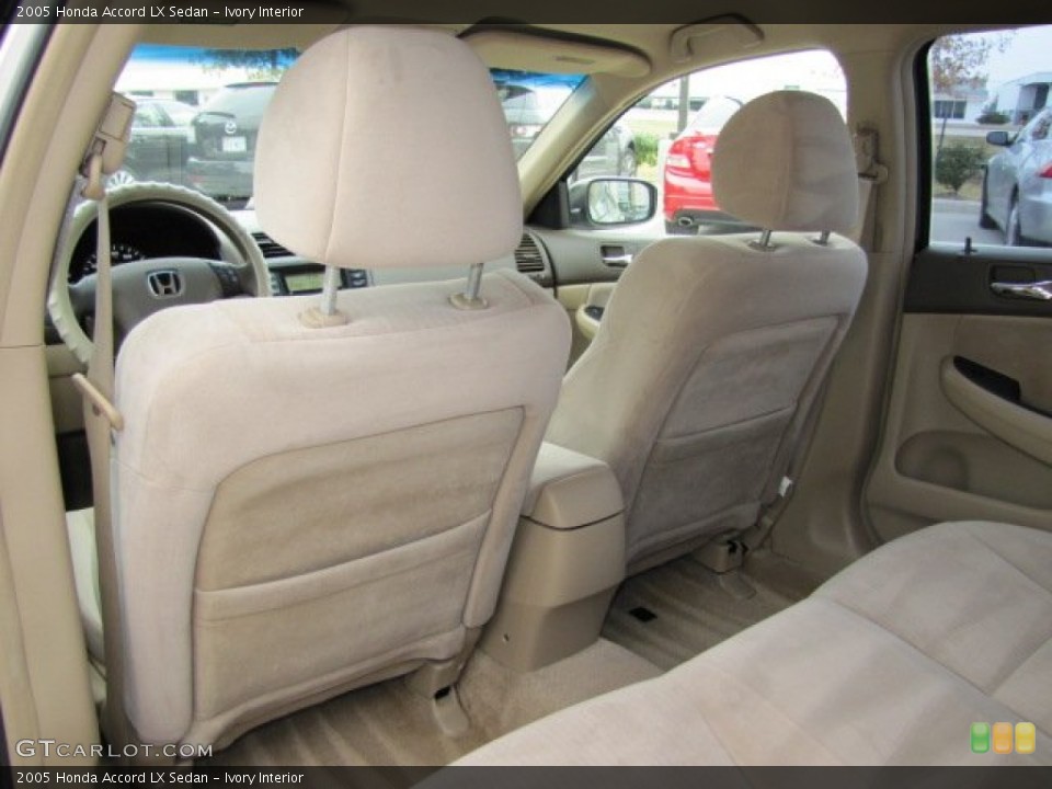 Ivory Interior Photo for the 2005 Honda Accord LX Sedan #74848841
