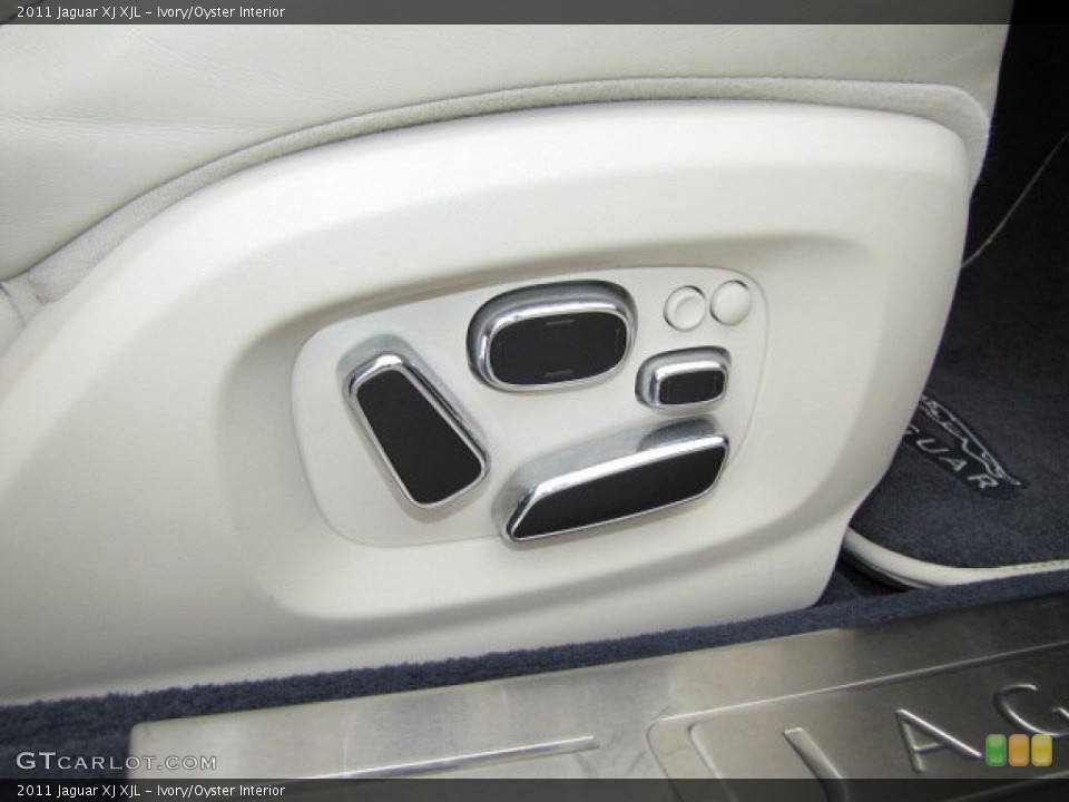 Ivory/Oyster Interior Controls for the 2011 Jaguar XJ XJL #74849165