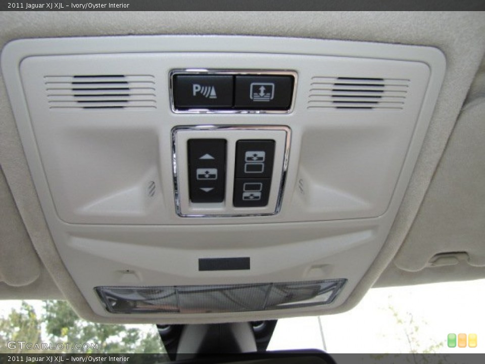 Ivory/Oyster Interior Controls for the 2011 Jaguar XJ XJL #74849258