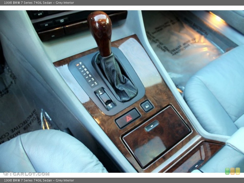 Grey Interior Transmission for the 1998 BMW 7 Series 740iL Sedan #74852775