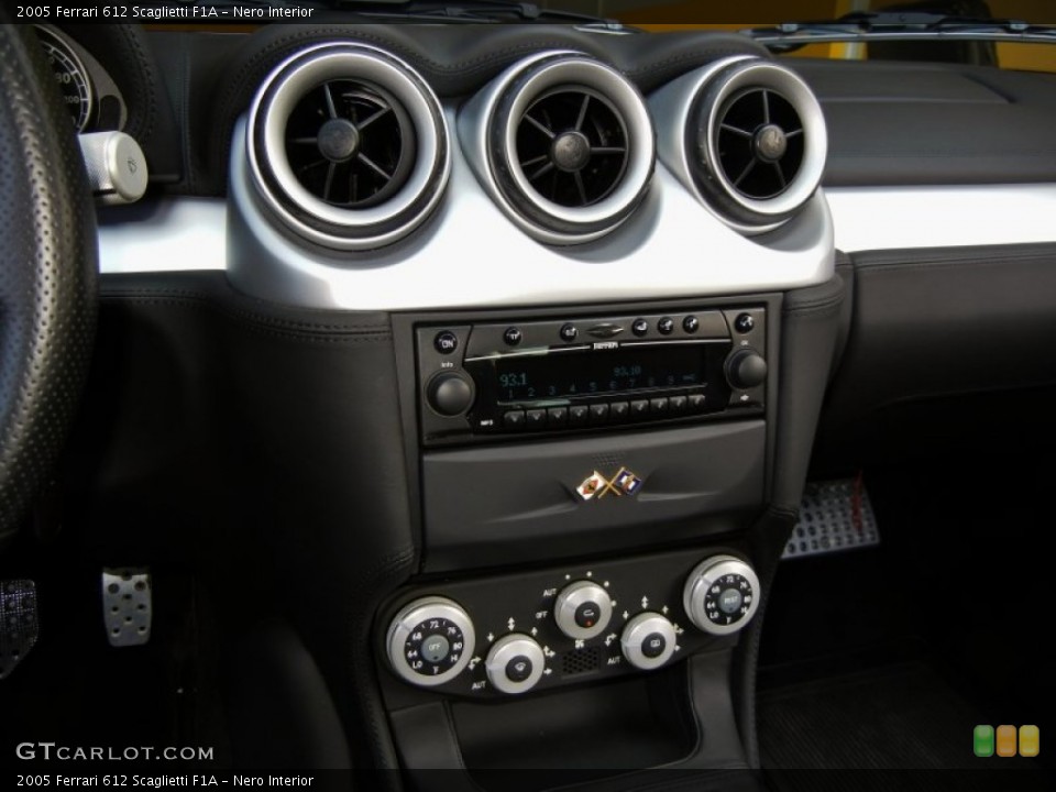 Nero Interior Controls for the 2005 Ferrari 612 Scaglietti F1A #74853970