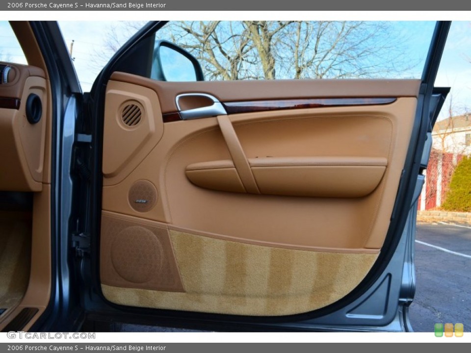 Havanna/Sand Beige Interior Door Panel for the 2006 Porsche Cayenne S #74854072