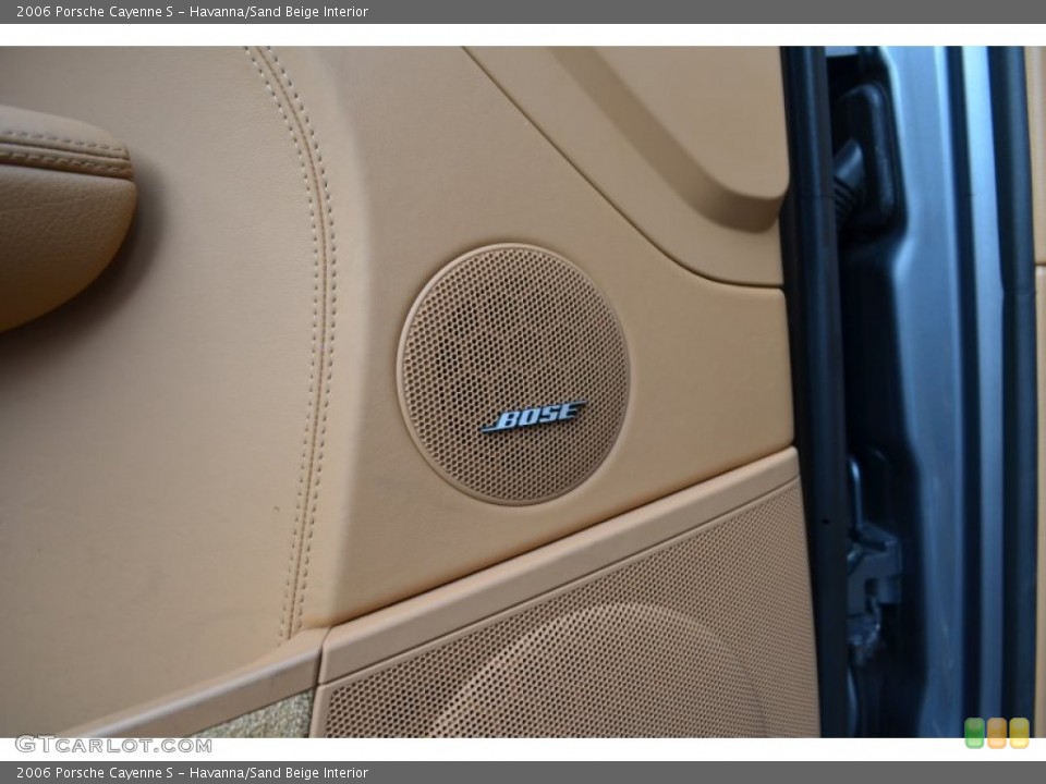 Havanna/Sand Beige Interior Audio System for the 2006 Porsche Cayenne S #74854145
