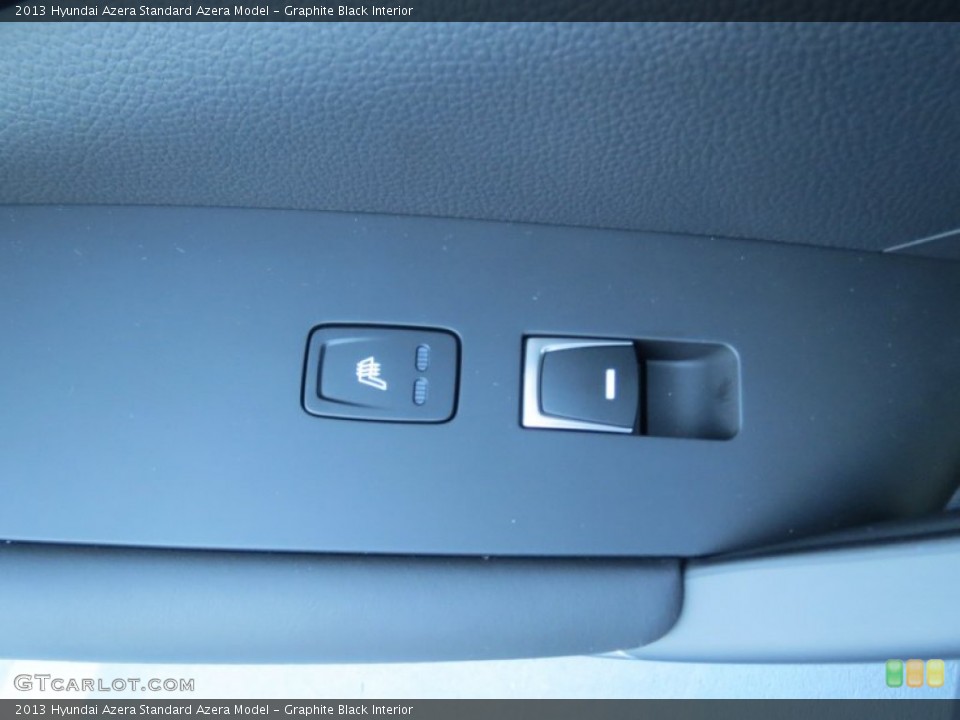 Graphite Black Interior Controls for the 2013 Hyundai Azera  #74881894