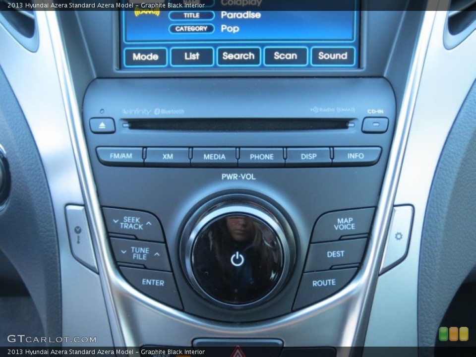 Graphite Black Interior Controls for the 2013 Hyundai Azera  #74882003
