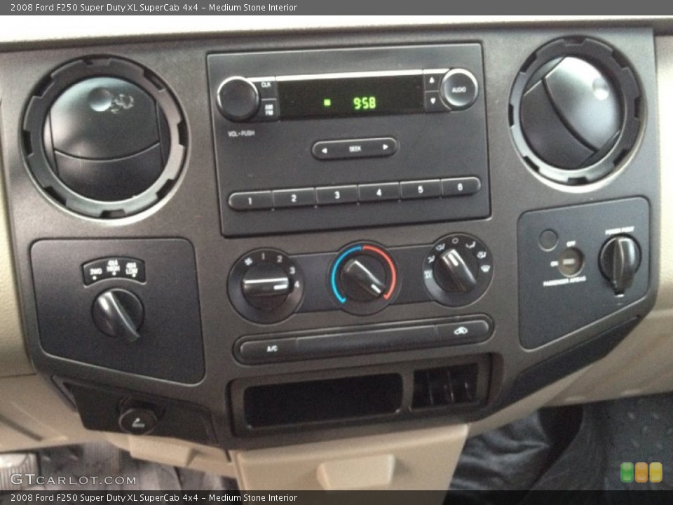 Medium Stone Interior Controls for the 2008 Ford F250 Super Duty XL SuperCab 4x4 #74883993
