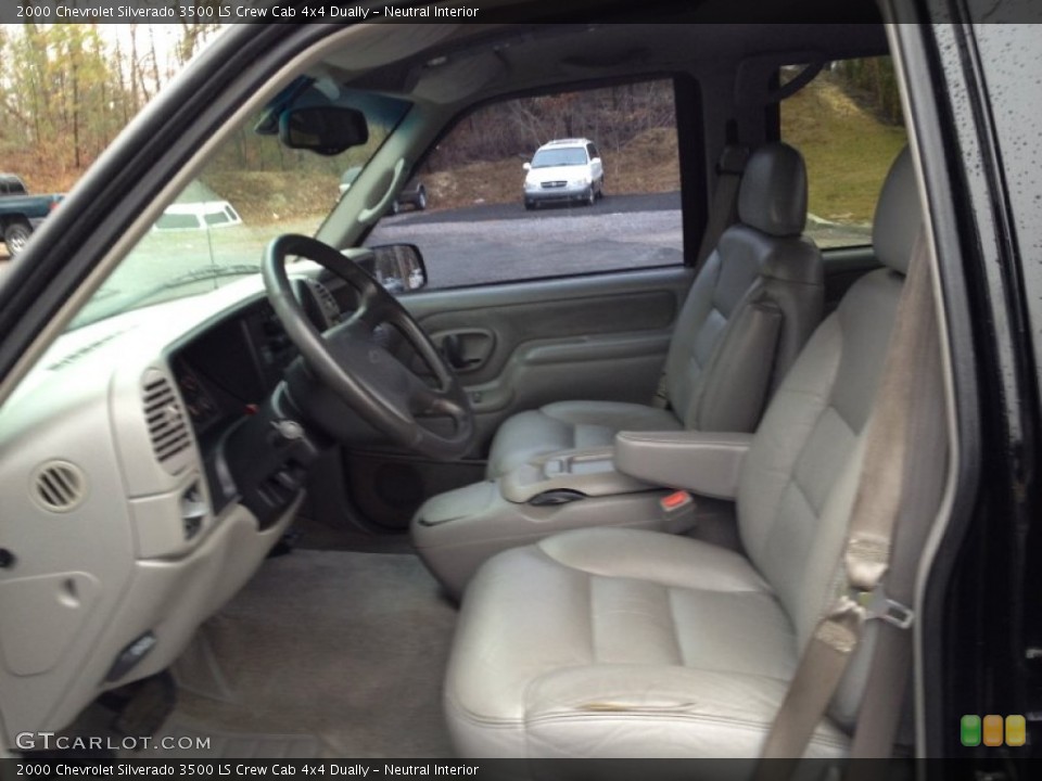 Neutral Interior Front Seat for the 2000 Chevrolet Silverado 3500 LS Crew Cab 4x4 Dually #74885712