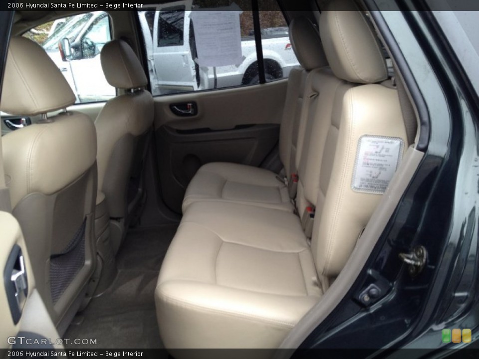 Beige Interior Rear Seat for the 2006 Hyundai Santa Fe Limited #74888195