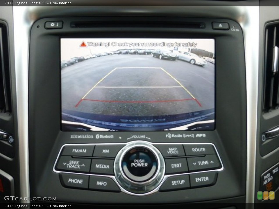Gray Interior Controls for the 2013 Hyundai Sonata SE #74889251