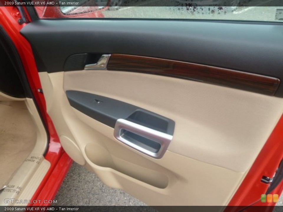Tan Interior Door Panel for the 2009 Saturn VUE XR V6 AWD #74891937