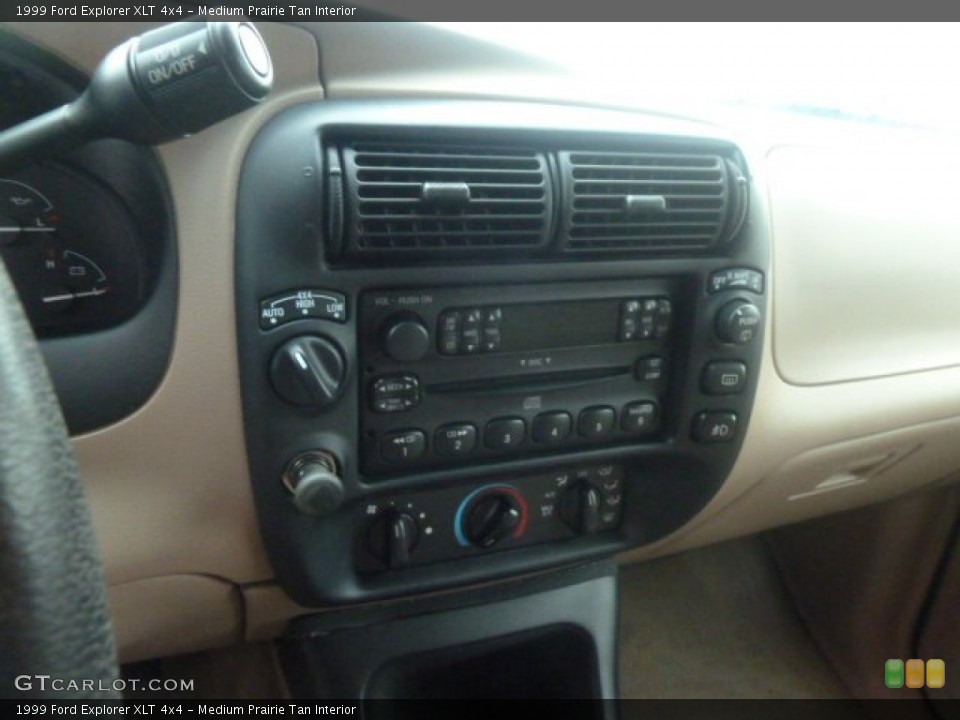 Medium Prairie Tan Interior Controls for the 1999 Ford Explorer XLT 4x4 #74899329