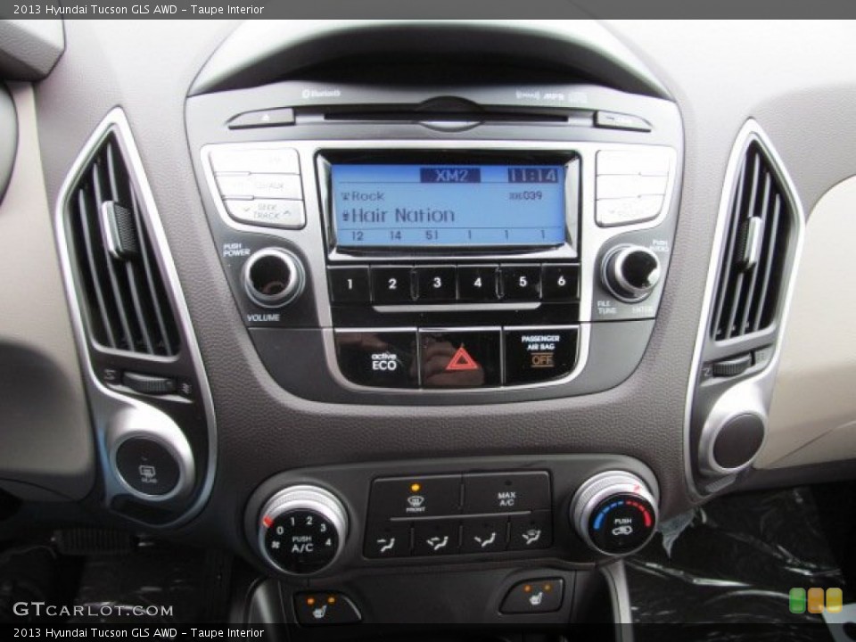 Taupe Interior Controls for the 2013 Hyundai Tucson GLS AWD #74899902
