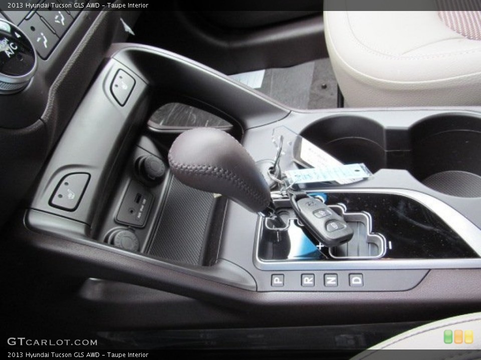 Taupe Interior Transmission for the 2013 Hyundai Tucson GLS AWD #74899917