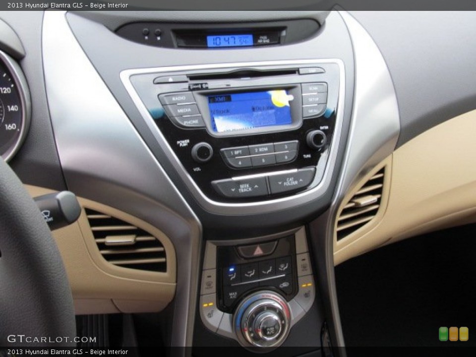 Beige Interior Controls for the 2013 Hyundai Elantra GLS #74900920