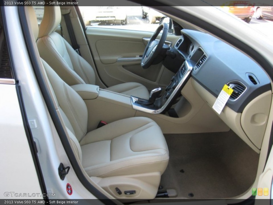 Soft Beige Interior Photo for the 2013 Volvo S60 T5 AWD #74901671