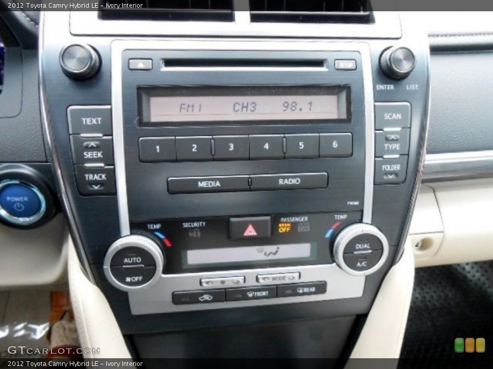 Ivory Interior Controls for the 2012 Toyota Camry Hybrid LE #74901850