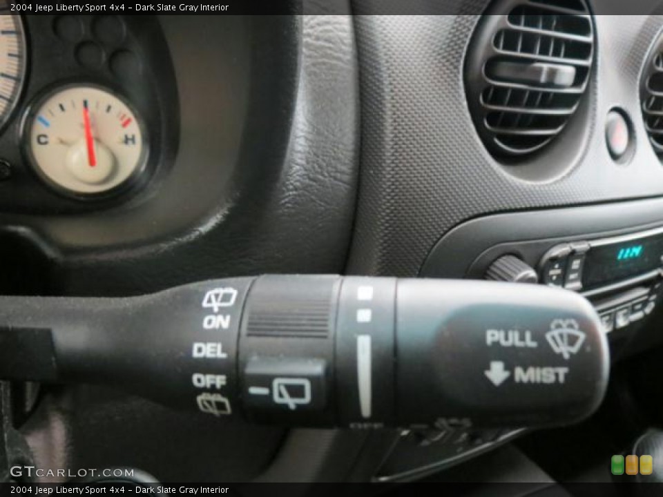 Dark Slate Gray Interior Controls for the 2004 Jeep Liberty Sport 4x4 #74907801