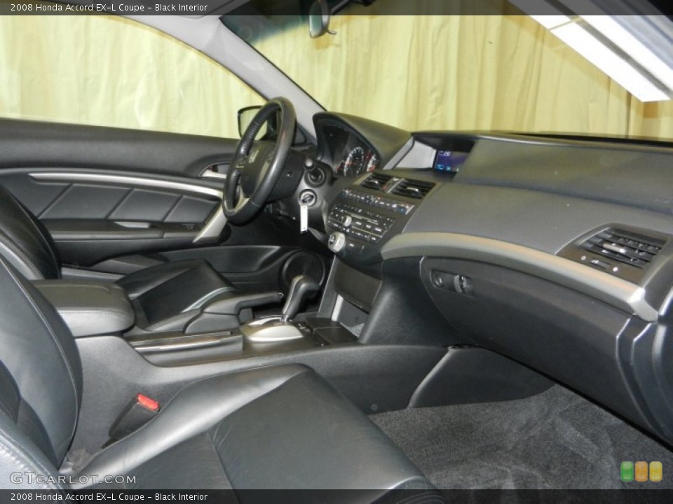 Black Interior Photo for the 2008 Honda Accord EX-L Coupe #74919045