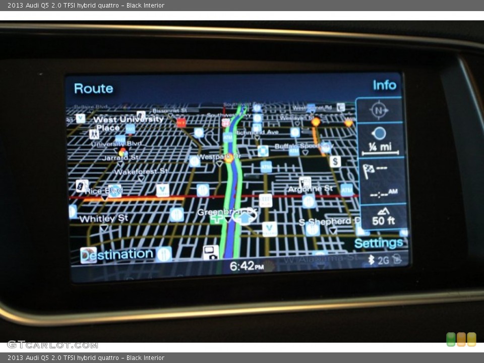 Black Interior Navigation for the 2013 Audi Q5 2.0 TFSI hybrid quattro #74919155