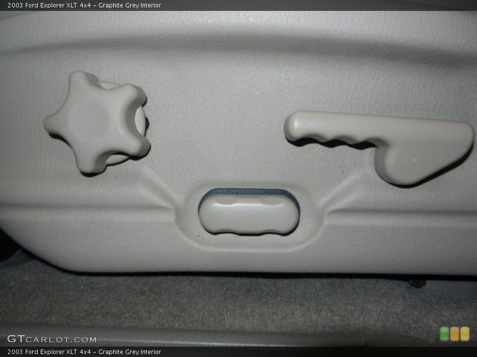 Graphite Grey Interior Controls for the 2003 Ford Explorer XLT 4x4 #74919255