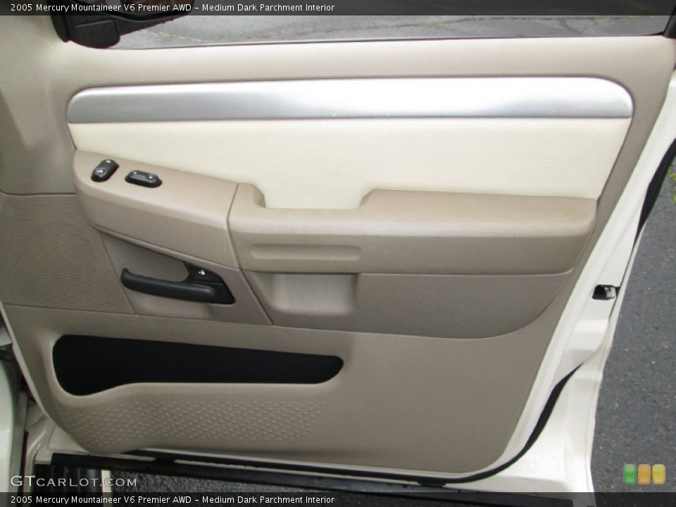 Medium Dark Parchment Interior Door Panel for the 2005 Mercury Mountaineer V6 Premier AWD #74923356