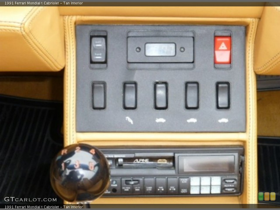 Tan Interior Controls for the 1991 Ferrari Mondial t Cabriolet #74927458