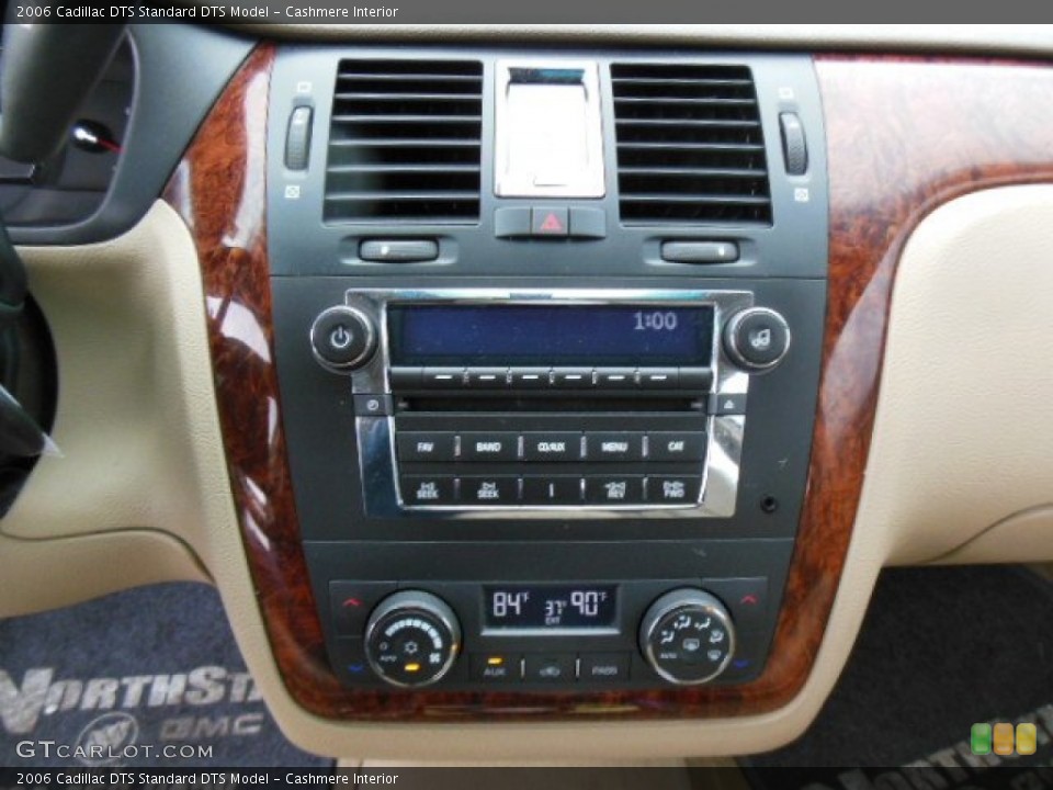 Cashmere Interior Controls for the 2006 Cadillac DTS  #74929474