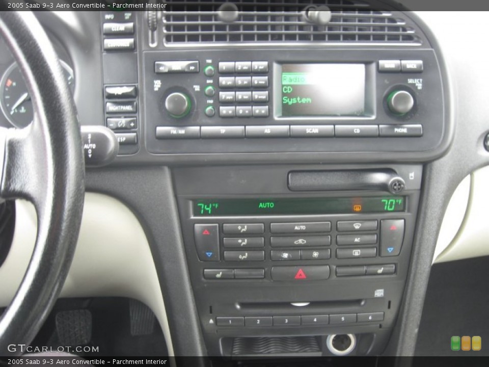 Parchment Interior Controls for the 2005 Saab 9-3 Aero Convertible #74932722