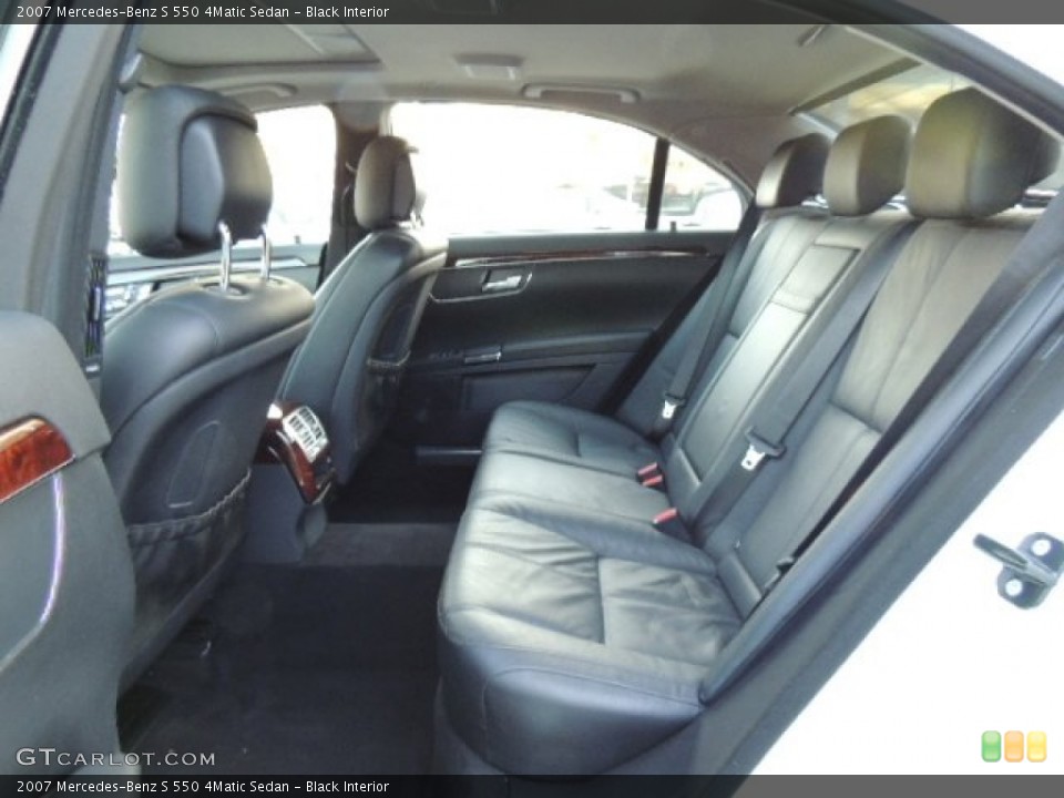 Black Interior Rear Seat for the 2007 Mercedes-Benz S 550 4Matic Sedan #74934931