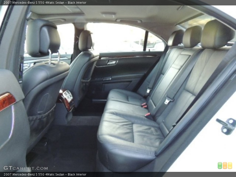 Black Interior Rear Seat for the 2007 Mercedes-Benz S 550 4Matic Sedan #74934931