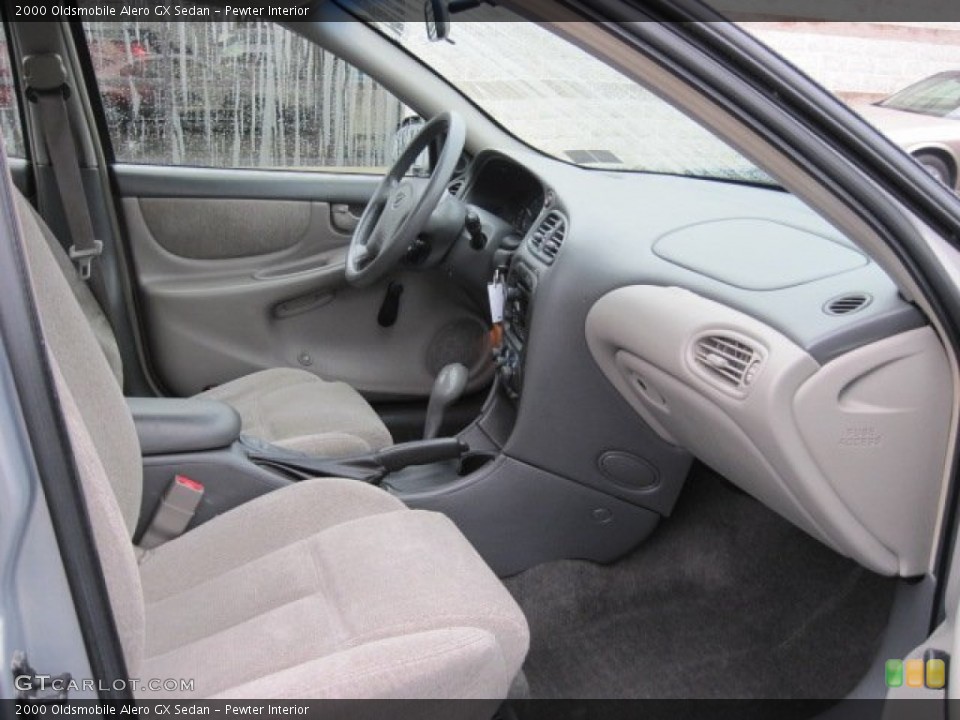Pewter Interior Photo for the 2000 Oldsmobile Alero GX Sedan #74943041