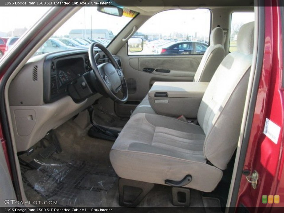 Gray Interior Photo for the 1996 Dodge Ram 1500 SLT Extended Cab 4x4 #74945190