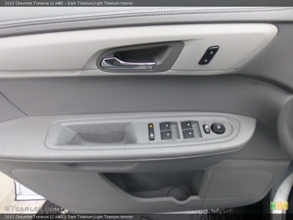 Dark Titanium/Light Titanium Interior Door Panel for the 2013 Chevrolet Traverse LS AWD #74953036