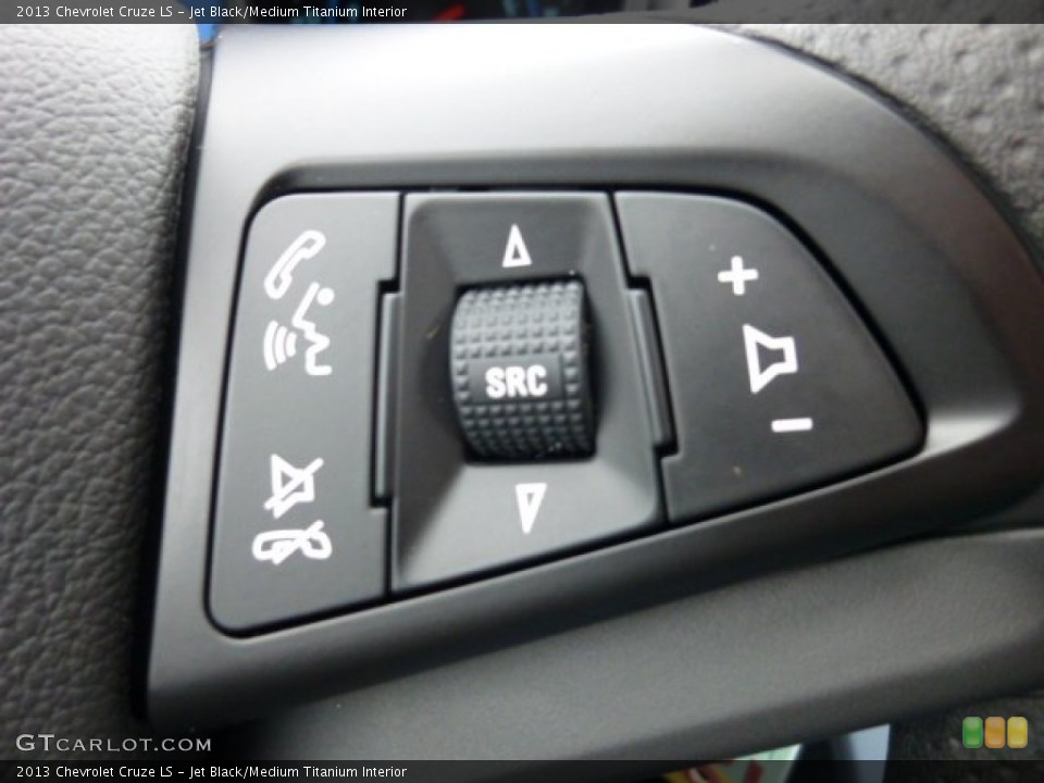 Jet Black/Medium Titanium Interior Controls for the 2013 Chevrolet Cruze LS #74954775