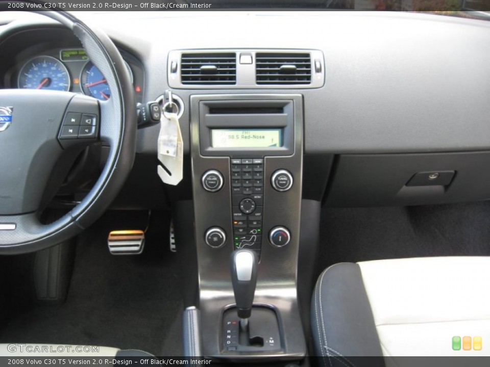 Off Black/Cream Interior Dashboard for the 2008 Volvo C30 T5 Version 2.0 R-Design #74955584