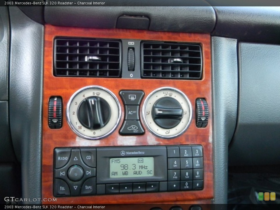 Charcoal Interior Controls for the 2003 Mercedes-Benz SLK 320 Roadster #74958343