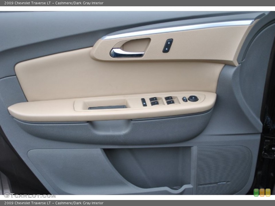Cashmere/Dark Gray Interior Door Panel for the 2009 Chevrolet Traverse LT #74960871