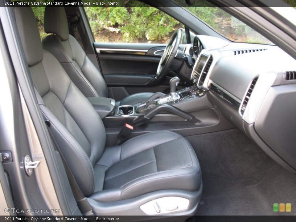 Black Interior Photo for the 2011 Porsche Cayenne  #74967631