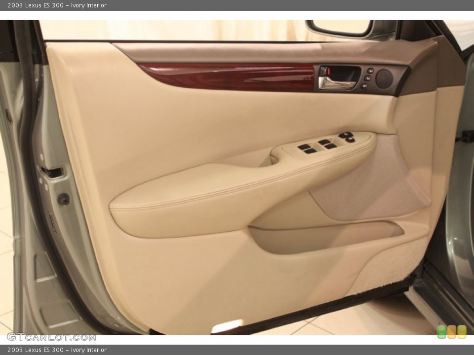 Ivory Interior Door Panel for the 2003 Lexus ES 300 #74968570