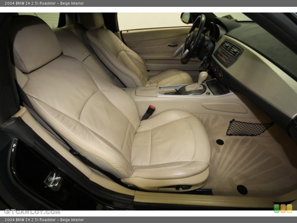 Beige Interior Photo for the 2004 BMW Z4 2.5i Roadster #74969305