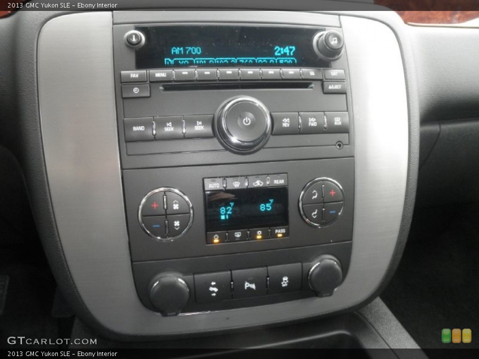 Ebony Interior Controls for the 2013 GMC Yukon SLE #74969956