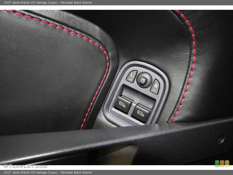 Obsidian Black Interior Controls for the 2007 Aston Martin V8 Vantage Coupe #74970559