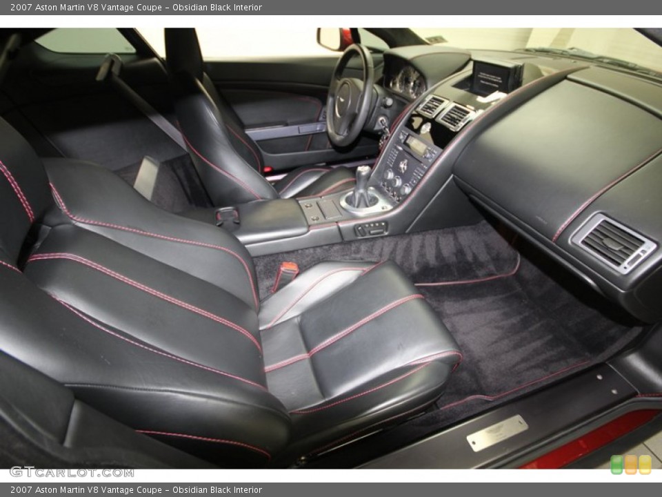 Obsidian Black Interior Photo for the 2007 Aston Martin V8 Vantage Coupe #74970634