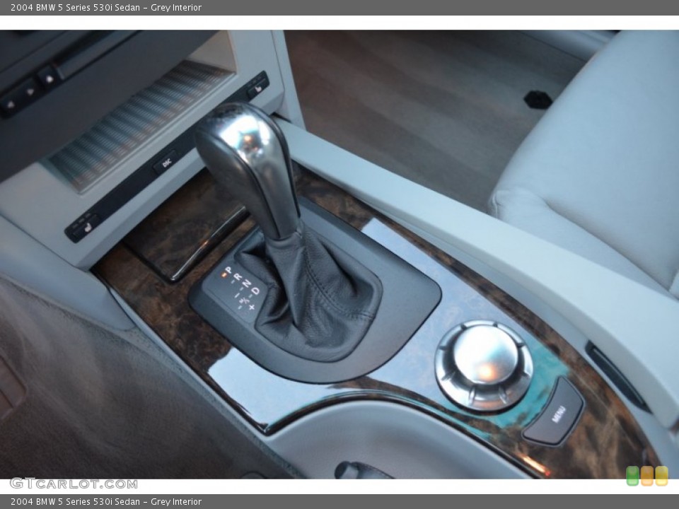 Grey Interior Transmission for the 2004 BMW 5 Series 530i Sedan #74974642