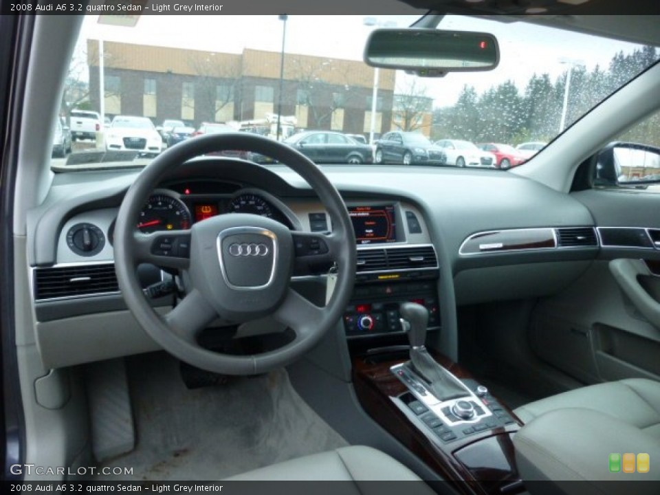 Light Grey Interior Dashboard for the 2008 Audi A6 3.2 quattro Sedan #74975572