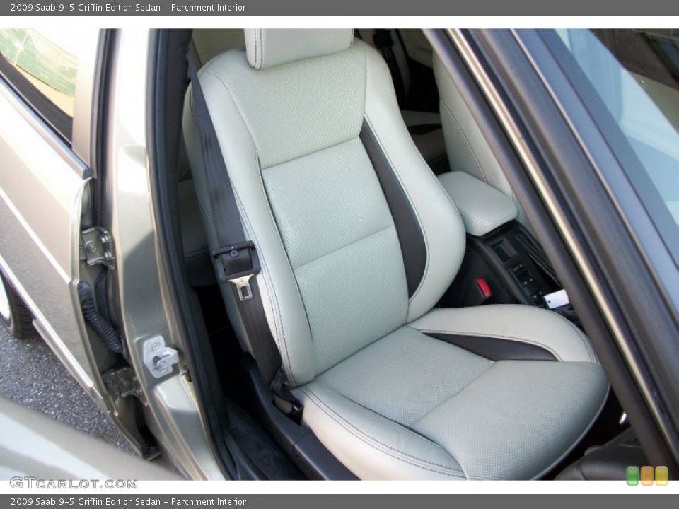 Parchment 2009 Saab 9-5 Interiors